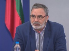 Доц. Кунчев: Баровете не трябва да работят!