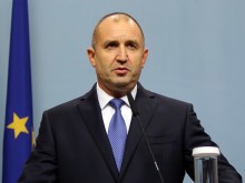 Радев: Премиерът не посмя да излезе от създадения от него илюзорен свят