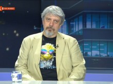 Проф. Витанов: Трябва да държим гущерчето малко, не е годзила, но си расте