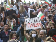 32-и ден на протести в България, жена заплаши, че ще се самозапали