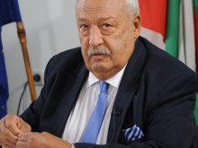 Иван Гарелов: ГЕРБ се стреми към коалиция с БСП, ако тя се освободи от непреодолимата пречка Корнелия Нинова