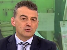 Проф. Петров: Нито една ваксина срещу коронавирус няма да е ефикасна
