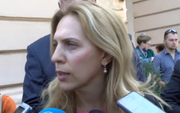 Николова в Пловдив: Рестартът е необходим!