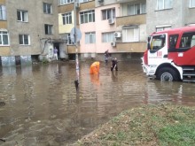 Пороен дъжд наводни Благоевград