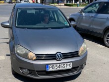 Шофьорка се изложи в Пловдив, крещи грозно след забележка