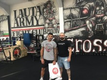 Фенклубът на Локо с голям жест към спортните клубове от "черно-бялото" семейство