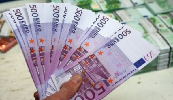 Недекларирани 35 800 евро откриха на Митнически пункт Малко Търново