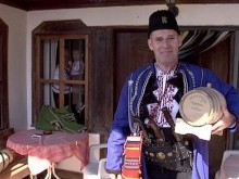 Ракът погуби актьора Бен Крос, който избра България за своя втора родина