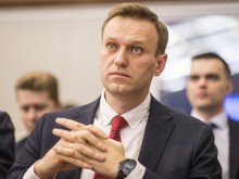 Руският опозиционер Алексей Навални е приет в болница след отравяне