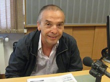 Доц. Мангъров: Извращение е да карат децата да стоят с маски в училище
