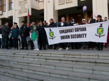 Надзирателите в затворите се готвят за национален протест