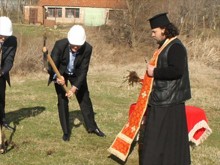 Свещеник изчезна мистериозно! Откриха автомобила му в гората!