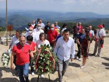 Нинова: Шипка е най-високият връх на българското достойнство