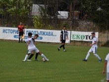 Спартак продължава да радва в Елитната група U17