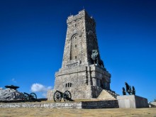 На днешния ден преди 86 години цар Борис III открива Паметника на свободата на връх Шипка