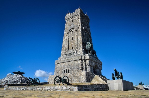 Паметникът на свободата (също Паметник на Шипка) е монументална скулптура на връх Свети