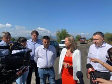 Каназирева: Подбалканският път е изключително важен за региона!