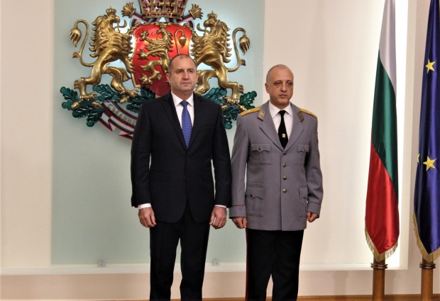 Президентът назначи Емил Тонев за началник на НСО