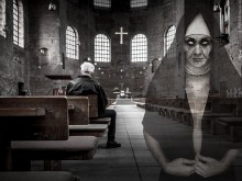 Луда монахиня стряска в тъмното деца и старци в българскo градче