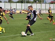 Ботев и Локо си размениха по една победа в две дербита в Коматево