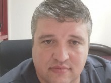 Обявиха ден на траур в памет на двамата лекари, загубили битката с COVID-19