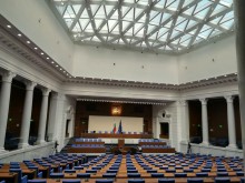 Вижте новата модерна зала, в която депутатите ни ще творят законите