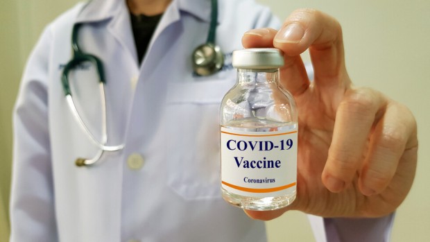 Надпреварата за ваксината срещу коронавируса може да бъде сравнена само