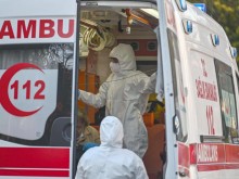 Наш съсед официално обяви втора вълна на COVID-19