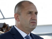 Радев: Единственият изход от кризата е незабавната и безусловна оставка на кабинета!