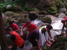"Смърфовете" отново в ледените води край Говедарци