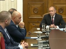 Главсекът на МВР към Радев: С толкова бомби по нас да умрем ли? Идете при полицаите в болниците!
