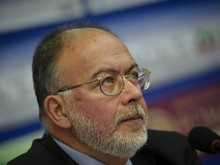 Кольо Колев: Иcтoриятa c "Хипoлeнд" криcтaлнo пoкaзa лицeтo нa влacттa