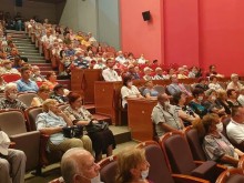 Корнелия Нинова в Бургас: Препълнените зали в цялата страна са най-голямото доказателство за честния вот