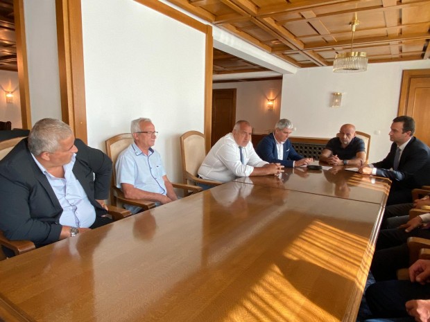 Министър председателят проведе среща с президента на КНСБ Пламен Димитров и