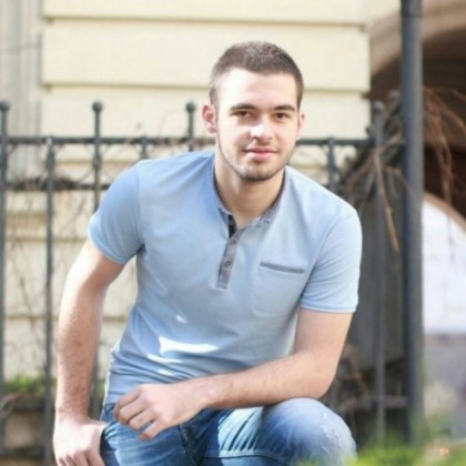 Синът на Радева, Страхил