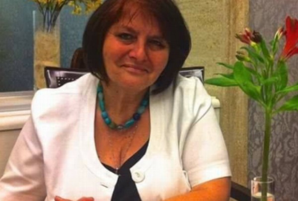 Учителката Геновева Ценкуловска, майка на автора на писмото