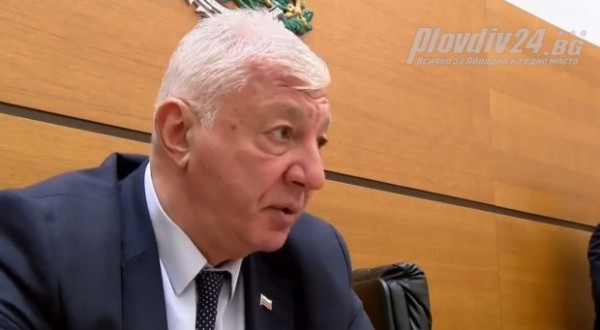 Слави Георгиев ядоса кмета: Оставяте Пловдив със 160 млн. лв. задължения