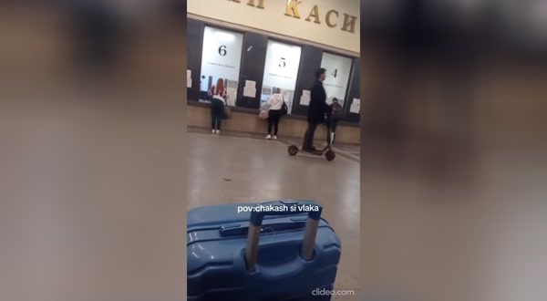 Мъж изуми в чакалнята на Централна гара Пловдив