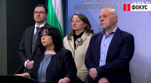 Петкова: Лъжа е, че темата "Балкански поток" е присъствала в преговорите между нас