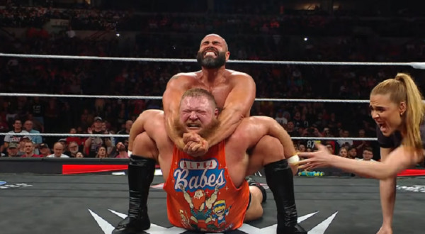 Русев ги започна в WWE! Българинът с първи успех в кеча след завръщането!
