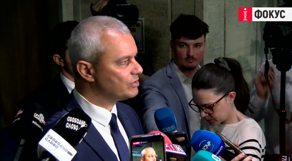 Костадин Костадинов предложи на опозицията да саботира кворума в парламента