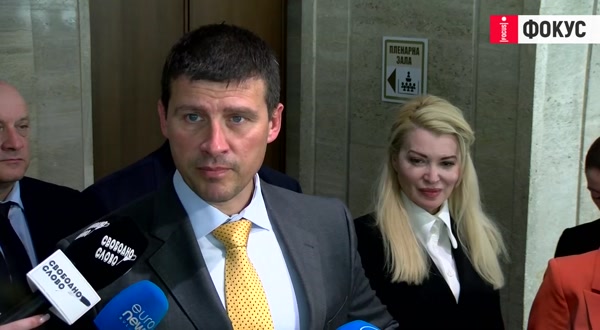 Ивелин Михайлов за "Възраждане": От подкрепата за вота зависи бъдещото ни сътрудничество