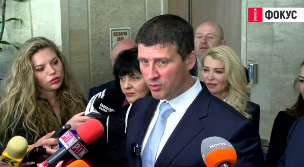 Ивелин Михайлов: Бойко Борисов е говорил с Костадин Костадинов и му е казал, че не иска повече вотове на недоверие