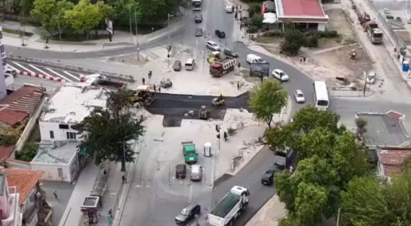 Полагат първия асфалт на кръстовището на "Пещерско" и "Царевец"