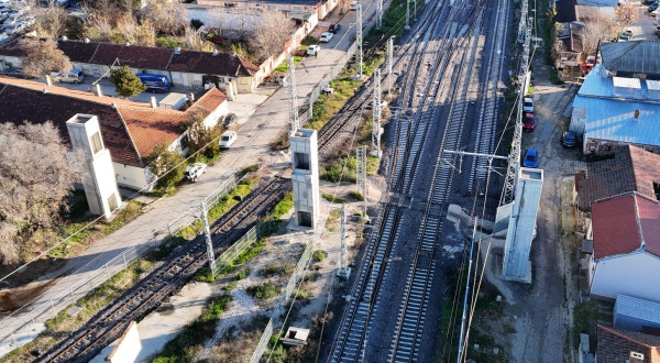 Пасарелките в западната и източната част на Централна гара ще се правят догодина
