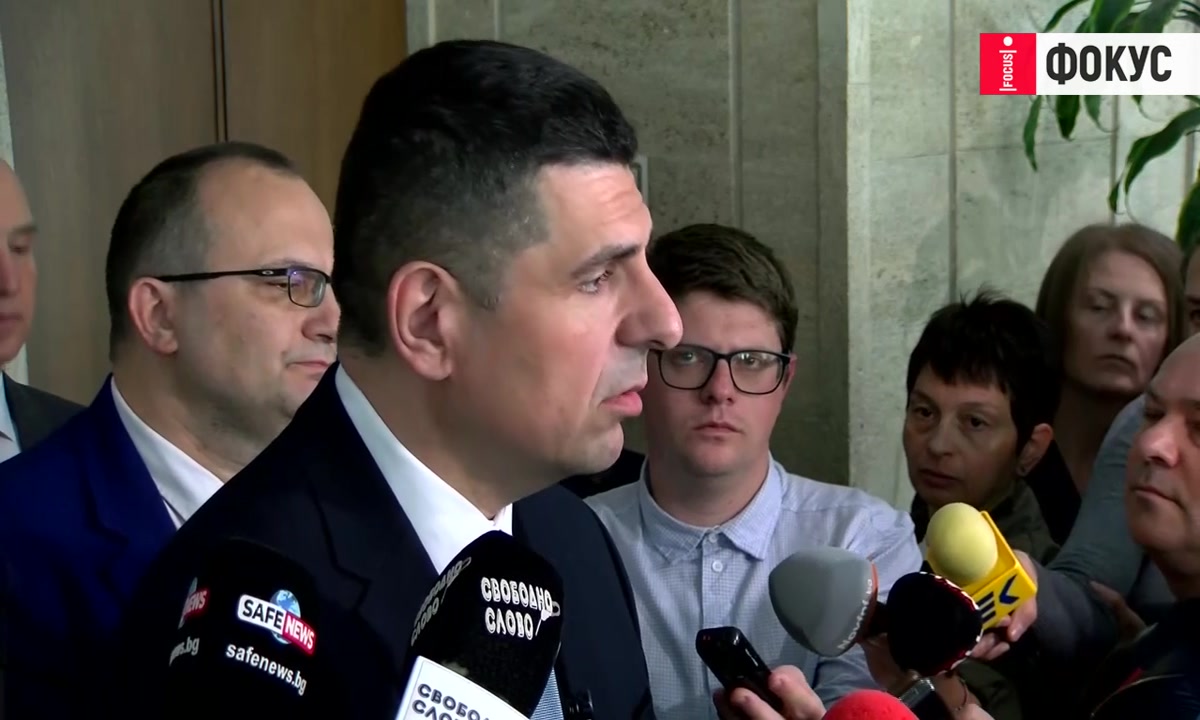Ивайло Мирчев: Символното премахване на охраната на Пеевски и Борисов притеснява мнозинството