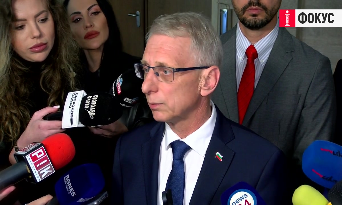 Денков за свалената охрана на Пеевски: Закъсняло решение 