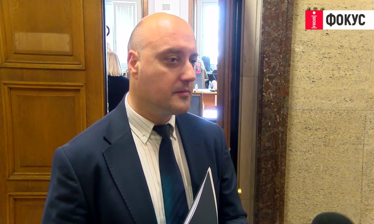 Атанас Славов за промените в правилника на НС: Това е груба употреба на мнозинството