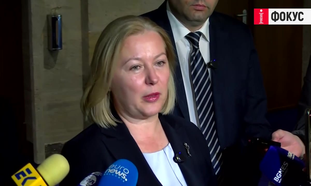 Божанов: Трябва да бъдат изслушани Теодора Георгиева, Бойко Борисов, Емилия Русинова и Данаил Кирилов
