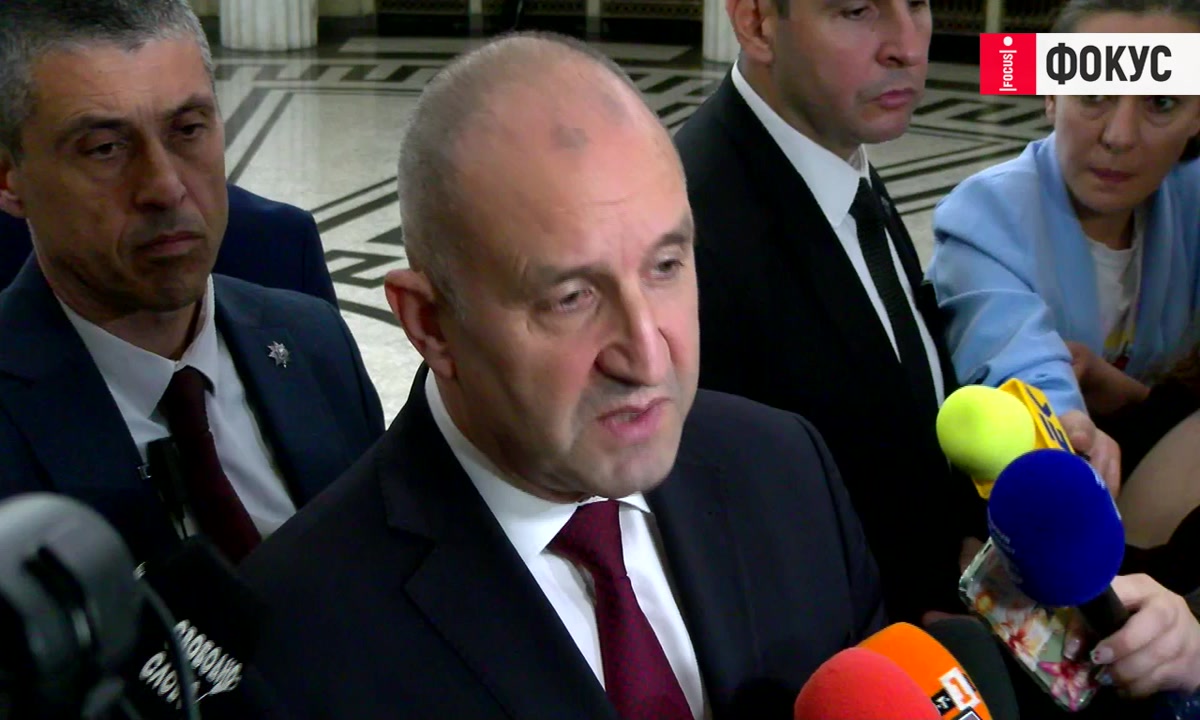 Кандев се е срещнал с Радев, похвалил работата си в МВР и после публикувал поста с твърденията за натиск